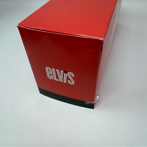 Elvis In Concert Set Of 2 Mugs New in Box - Picture 6 of 8